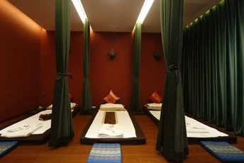 北京丰台泰式按摩的被动瑜伽：当身体被折叠成诗